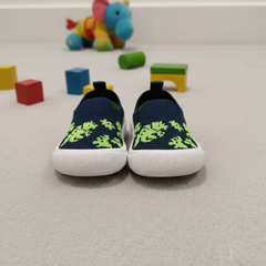 Myau Dino– Seamless Knitted Design for Maximum Comfort