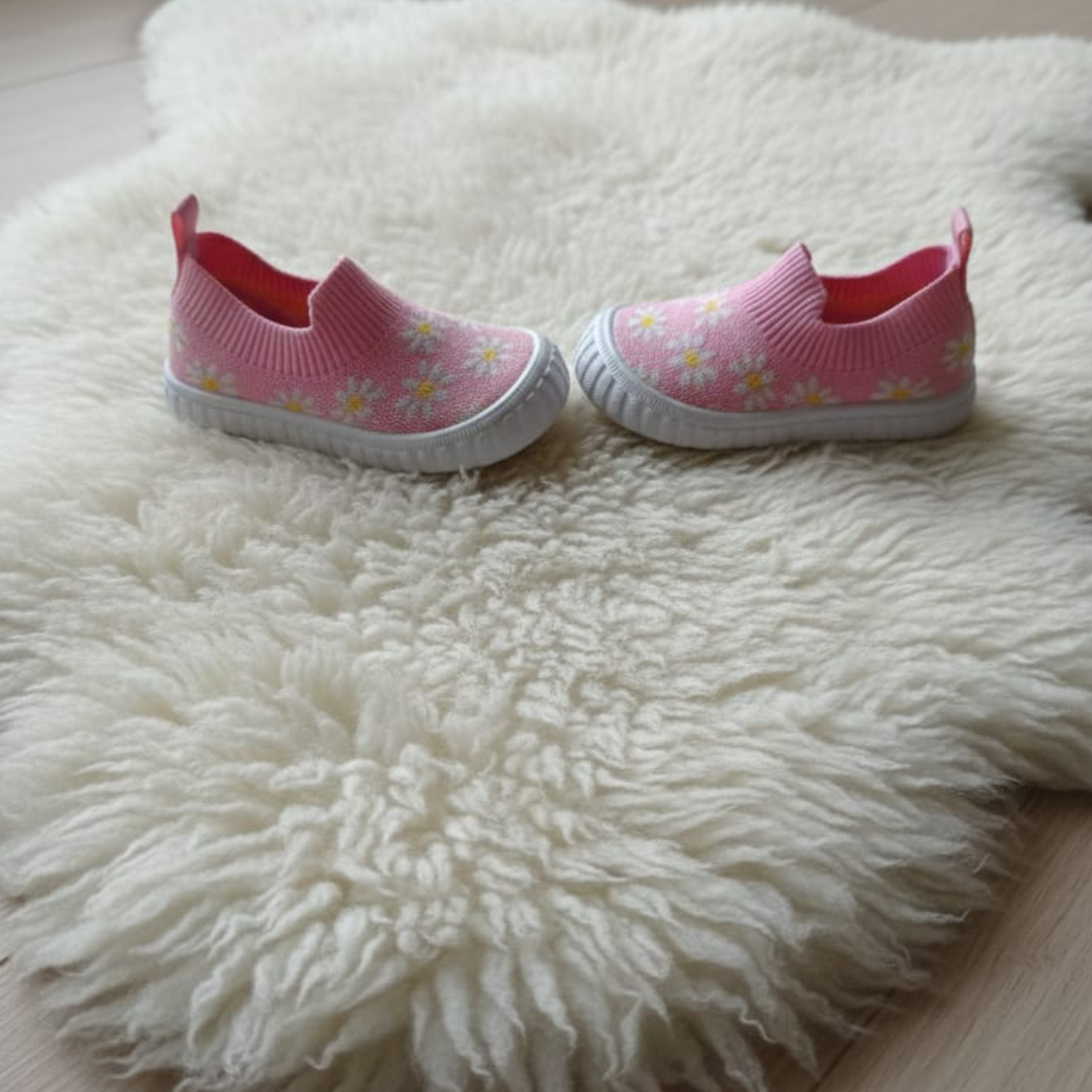 Myau Flower– Seamless Knitted Design for Maximum Comfort